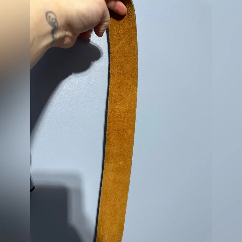 Vintage Style Brown Leather Belt with Ornate Buckle - Picture 2 of 9